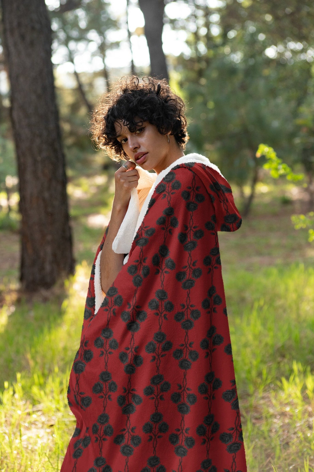 Red and Black Gothic Roses Hooded Blanket - The Pagan Grimoire