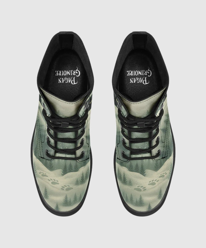 Yule Cat Boots - The Pagan Grimoire