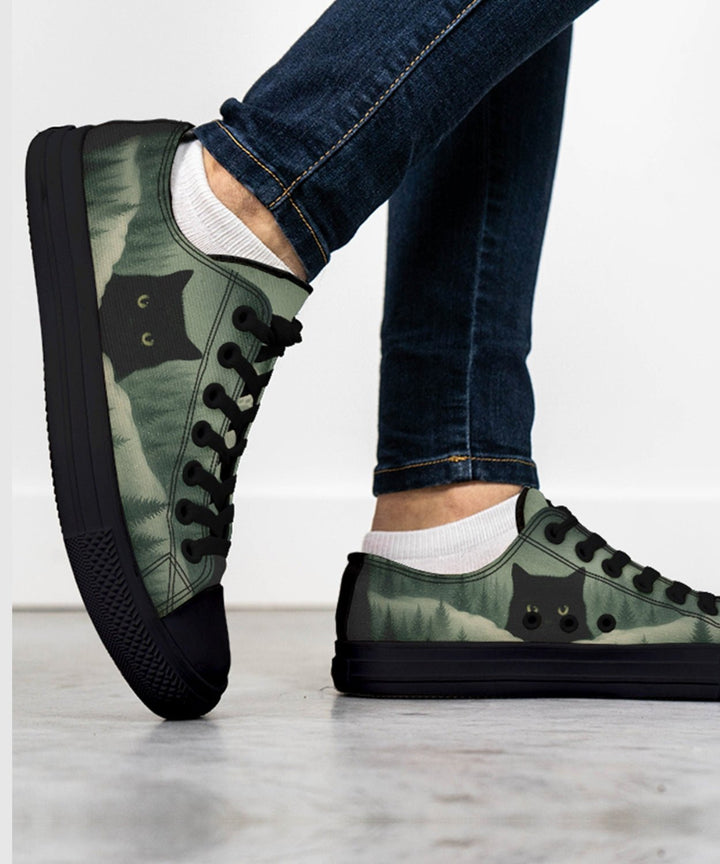 Yule Cat Lowtops - The Pagan Grimoire